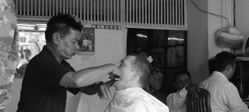 shave barber burma travel  Pathien 
